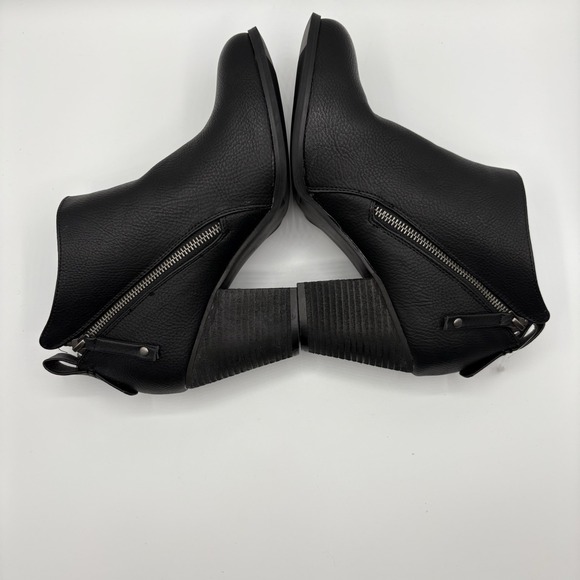 TORRID Ankle Zip Booties Women's Size 9W Wide Black Faux Leather Block Heel NWOB - Picture 5 of 9